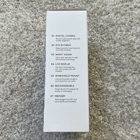 DASHBOARD CAMERA - Picture 2 of 4